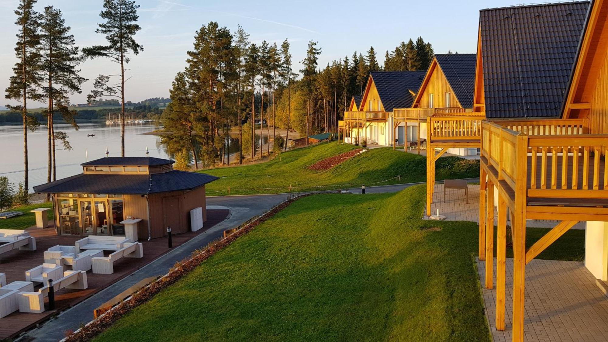 Lakeside Village - Vetrnik Frymburk Exterior photo